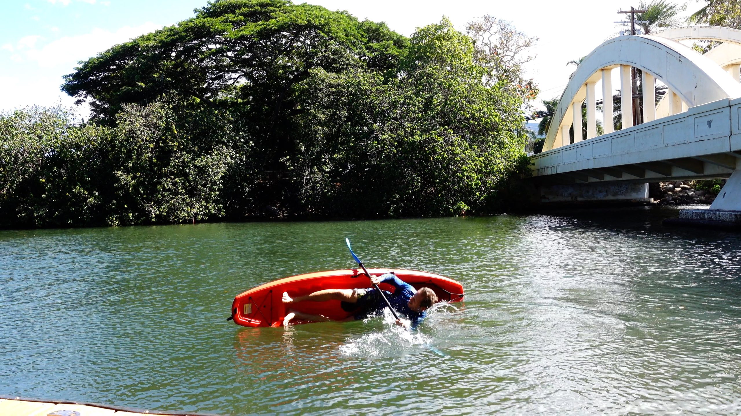 a small boat in a body of water